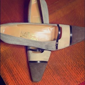 Lads ferragamo heels